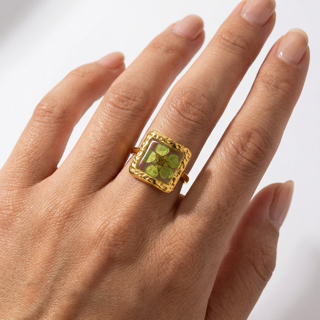 Green Floral Stone Open Ring