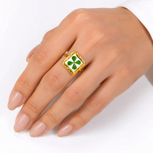 Lucky Clover Green Stone Ring